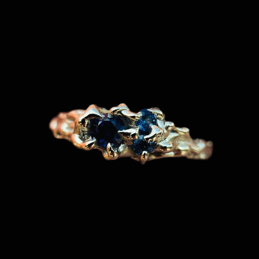 SÀGA RING + SAPPHIRE