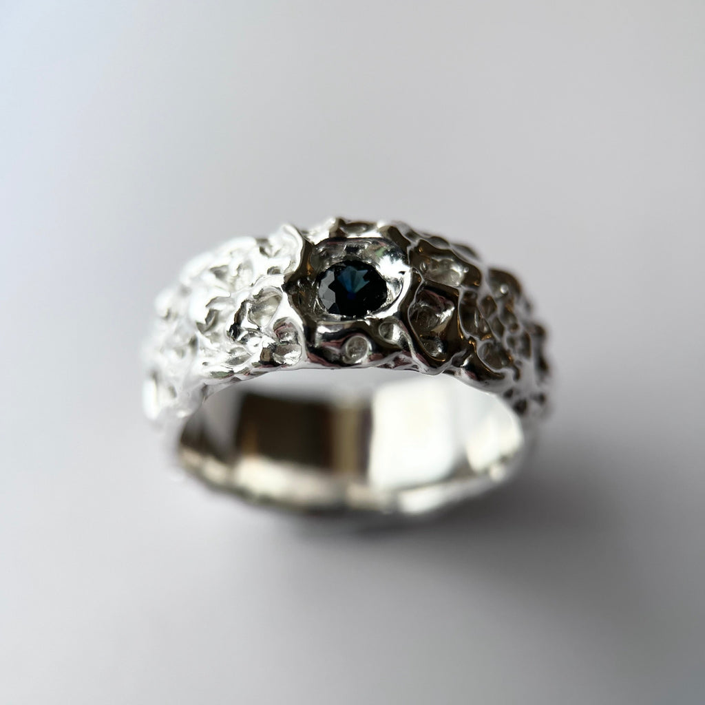 MAGNI BAND + SAPPHIRE