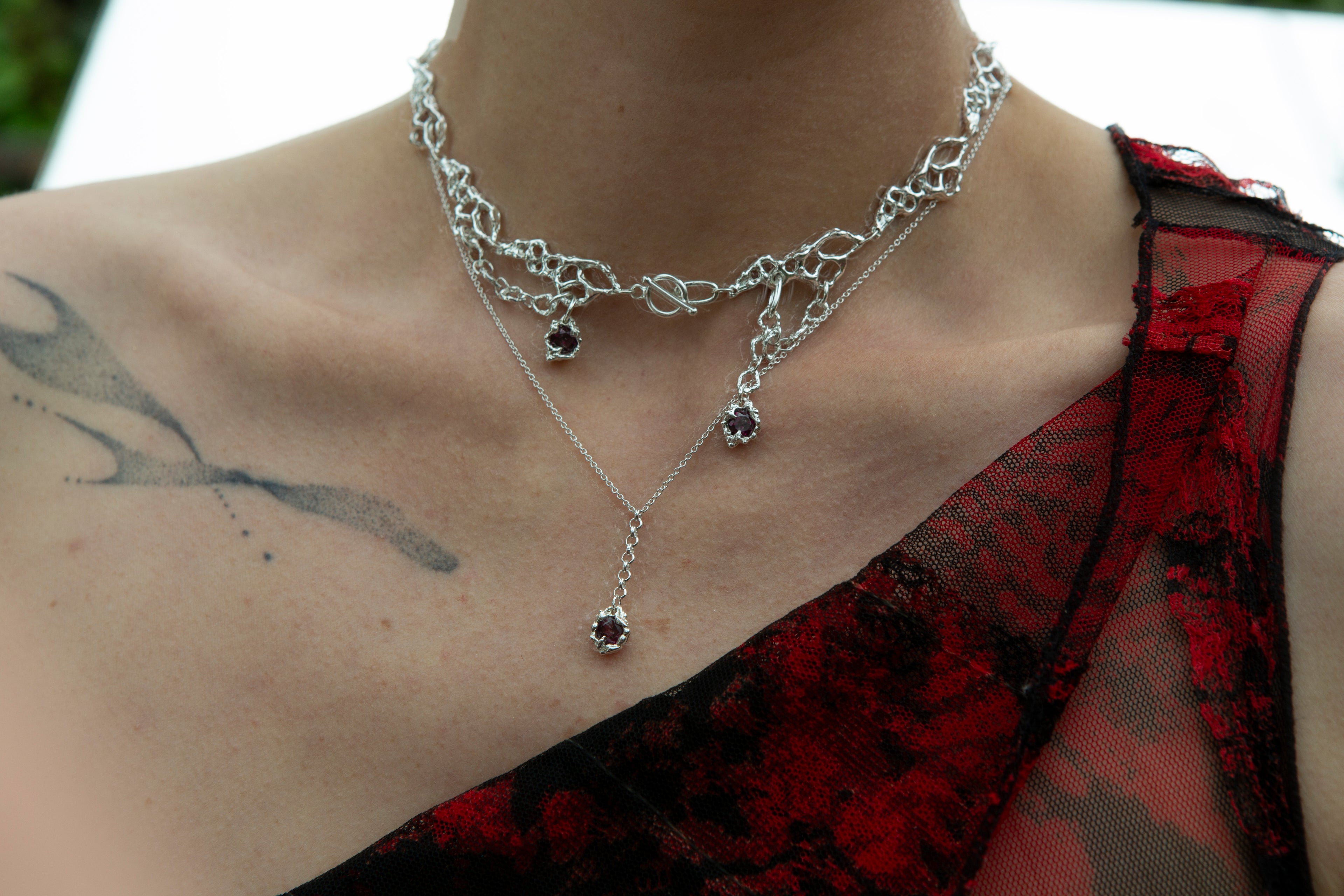 EMBLA CHOKER