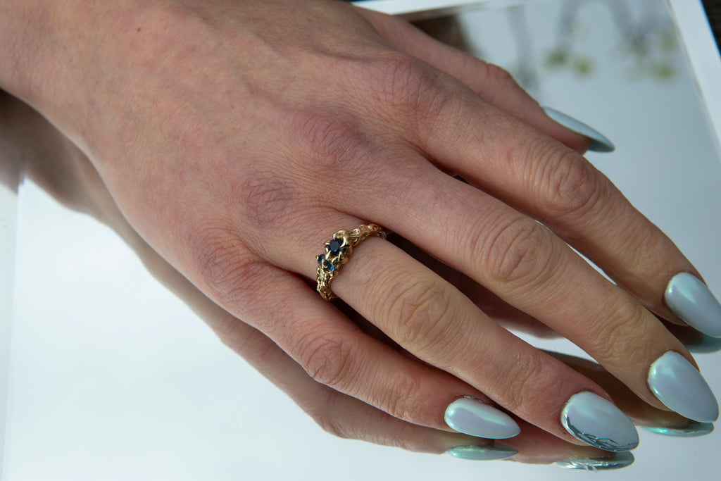 SÀGA RING + SAPPHIRE